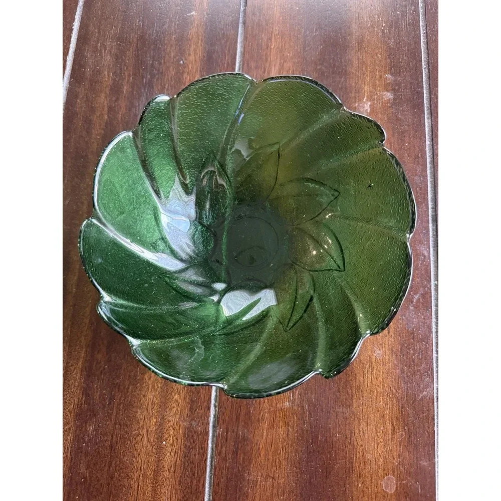 Vintage Light Green Leaf Pressed Glass Bowl